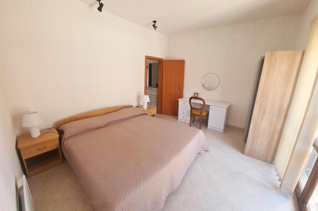 Apartman Kos Rosini ภายนอก รูปภาพ